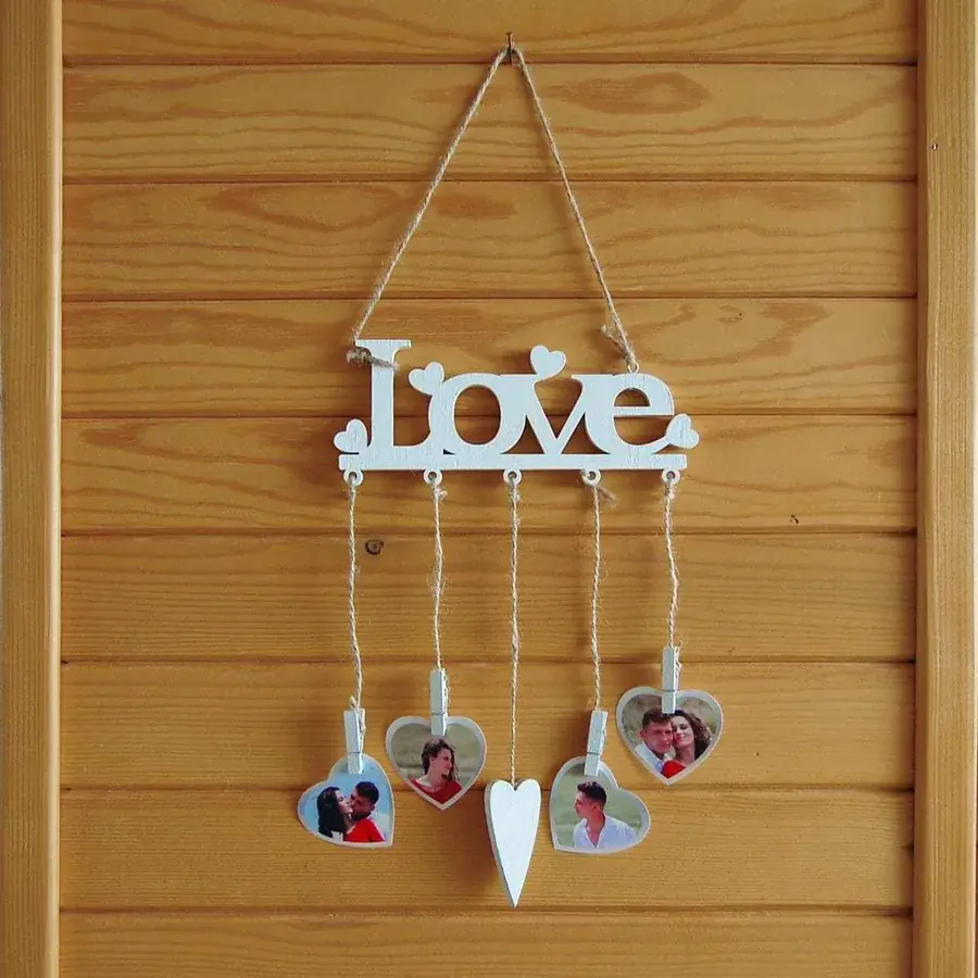 Дървена декорация LOVE с 4 снимки