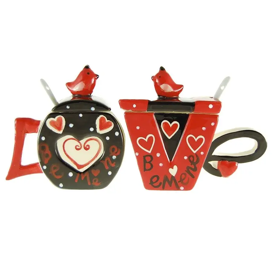Комплект керамични чаши LOVE